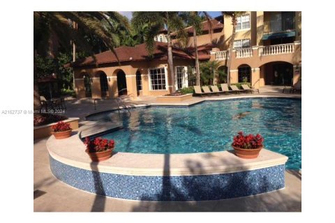 Снять в аренду кондоминиум в Авентура, Флорида 3 спальни, 122.63м2, № 2034236 - фото 23