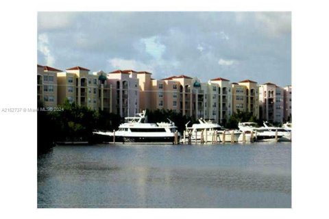 Снять в аренду кондоминиум в Авентура, Флорида 3 спальни, 122.63м2, № 2034236 - фото 25