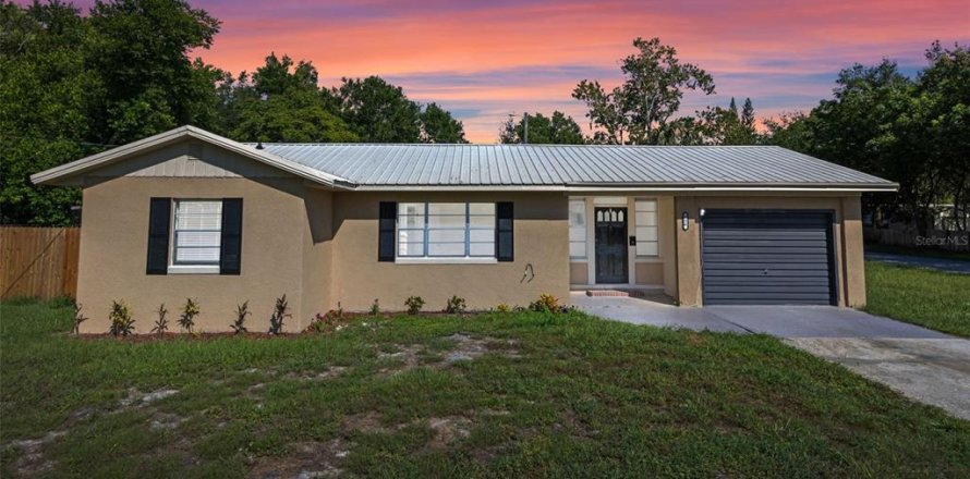 Villa ou maison à DeBary, Floride 3 chambres, 146.97 m2 № 1876425