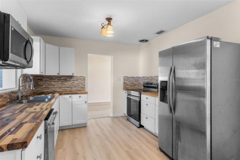 Villa ou maison à vendre à DeBary, Floride: 3 chambres, 146.97 m2 № 1876425 - photo 7