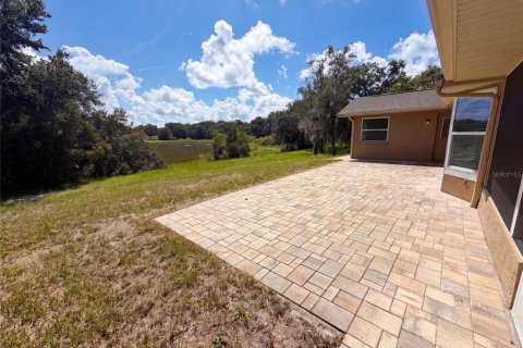 House in Spring Hill, Florida 3 bedrooms, 169.27 sq.m. № 2305182 - photo 3