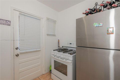 Купить кондоминиум в Майами-Бич, Флорида 1 спальня, 53.7м2, № 1958530 - фото 10