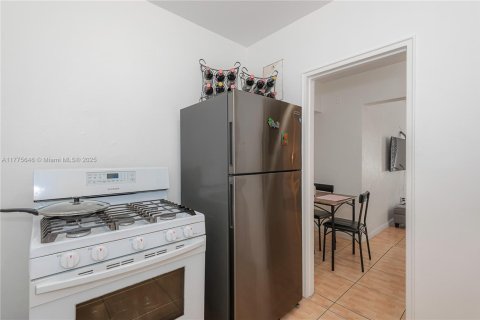 Купить кондоминиум в Майами-Бич, Флорида 1 спальня, 53.7м2, № 1958530 - фото 11