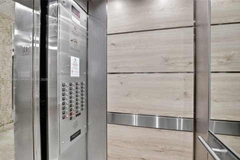 Condominio en venta en Aventura, Florida, 1 dormitorio, 80.82 m2 № 1936595 - foto 25