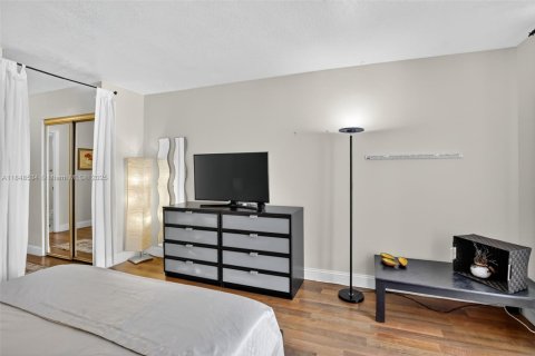 Condominio en venta en Aventura, Florida, 1 dormitorio, 80.82 m2 № 1936595 - foto 20