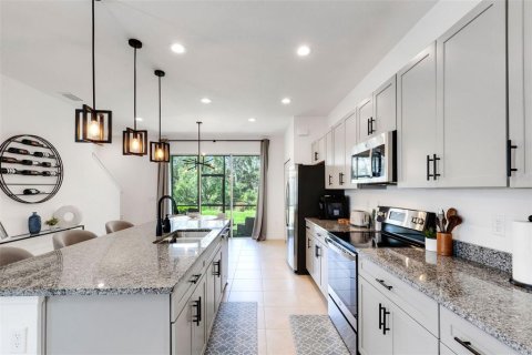 Adosado en alquiler en Parrish, Florida, 3 dormitorios, 169.27 m2 № 1911740 - foto 8