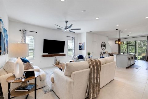 Adosado en alquiler en Parrish, Florida, 3 dormitorios, 169.27 m2 № 1911740 - foto 4
