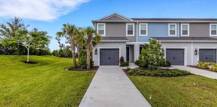Adosado en Parrish, Florida 3 dormitorios, 169.27 m2 № 1911740