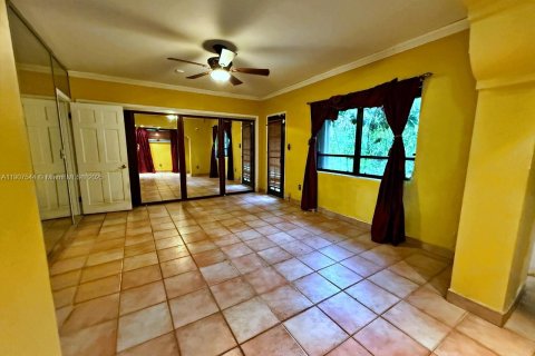 Villa ou maison à louer à Coral Gables, Floride: 4 chambres, 229.28 m2 № 1964933 - photo 13