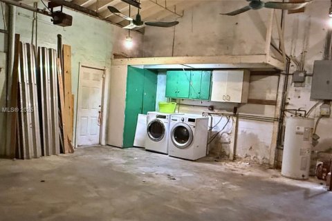 Villa ou maison à louer à Coral Gables, Floride: 4 chambres, 229.28 m2 № 1964933 - photo 20