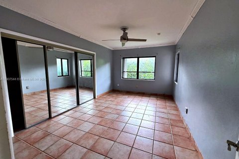 Villa ou maison à louer à Coral Gables, Floride: 4 chambres, 229.28 m2 № 1964933 - photo 15