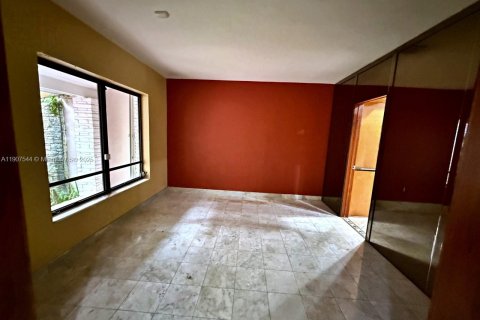 Villa ou maison à louer à Coral Gables, Floride: 4 chambres, 229.28 m2 № 1964933 - photo 14