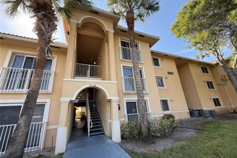 Снять в аренду кондоминиум в Тамарак, Флорида 1 спальня, 57.13м2, № 1968280 - фото 13