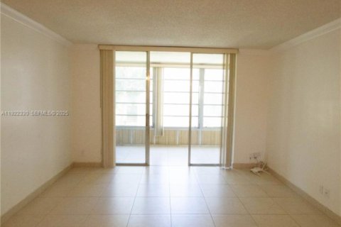 Condo à Lauderdale Lakes, Floride, 1 chambre  № 2038823