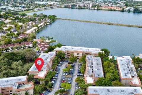 Condo à Miami, Floride, 2 chambres  № 2012255
