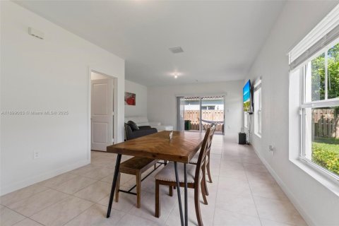 Villa ou maison à louer à Florida City, Floride: 3 chambres, 133.13 m2 № 2014739 - photo 12