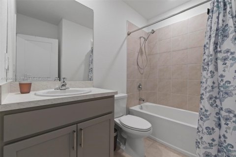 Villa ou maison à louer à Florida City, Floride: 3 chambres, 133.13 m2 № 2014739 - photo 23