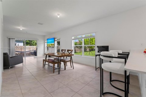 Villa ou maison à louer à Florida City, Floride: 3 chambres, 133.13 m2 № 2014739 - photo 11