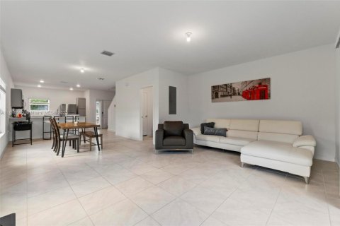 Villa ou maison à louer à Florida City, Floride: 3 chambres, 133.13 m2 № 2014739 - photo 17
