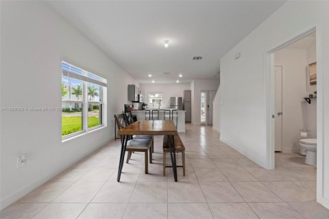 Villa ou maison à louer à Florida City, Floride: 3 chambres, 133.13 m2 № 2014739 - photo 13