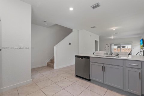Villa ou maison à louer à Florida City, Floride: 3 chambres, 133.13 m2 № 2014739 - photo 9