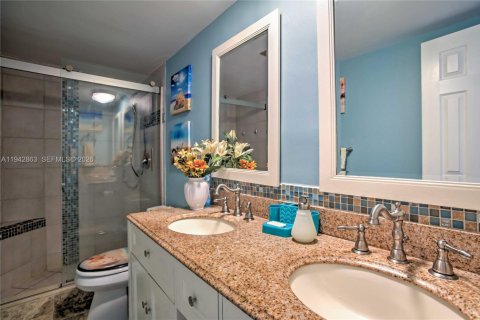 Condominio en alquiler en Hollywood, Florida, 1 dormitorio, 97.55 m2 № 2000632 - foto 3