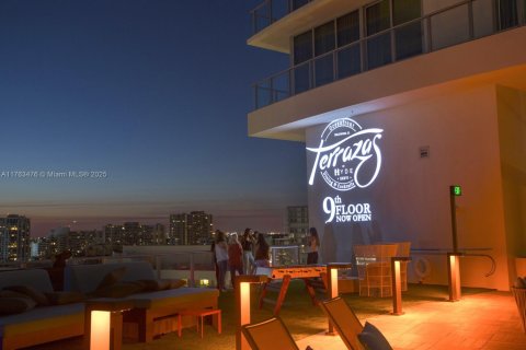 Condominio en venta en Hollywood, Florida, 2 dormitorios, 107.86 m2 № 1960413 - foto 22