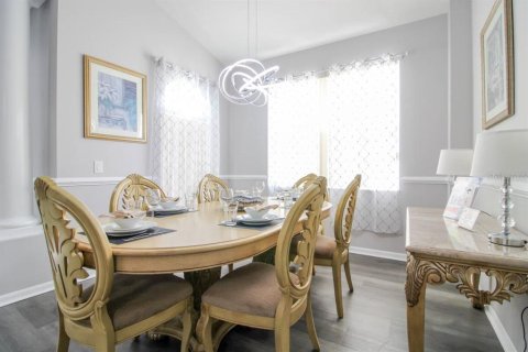 Villa ou maison à vendre à Davenport, Floride: 6 chambres, 263.38 m2 № 1512606 - photo 12