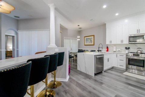 Villa ou maison à vendre à Davenport, Floride: 6 chambres, 263.38 m2 № 1512606 - photo 3