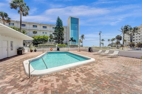 Copropriété à vendre à Hollywood, Floride: 1 chambre, 64.1 m2 № 1987536 - photo 30