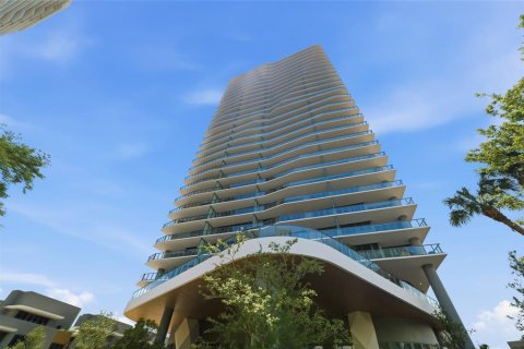 Condominio en Tampa, Florida, 2 dormitorios  № 2111915