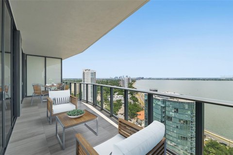 Condo in Tampa, Florida, 2 bedrooms № 2111915 - photo 20