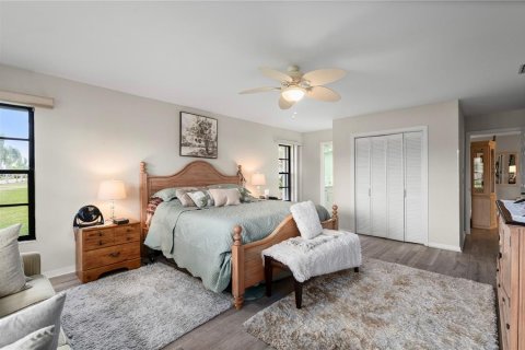 House in Lake Suzy, Florida 3 bedrooms, 188.59 sq.m. № 2166248 - photo 28