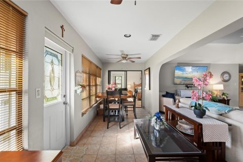 House in Lake Suzy, Florida 3 bedrooms, 188.59 sq.m. № 2166248 - photo 24