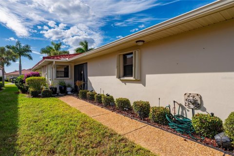 House in Lake Suzy, Florida 3 bedrooms, 188.59 sq.m. № 2166248 - photo 5