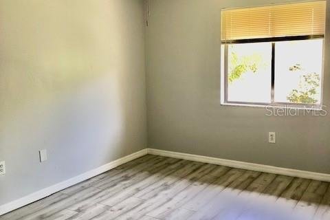 Copropriété à louer à Sarasota, Floride: 2 chambres, 89.84 m2 № 2414002 - photo 10
