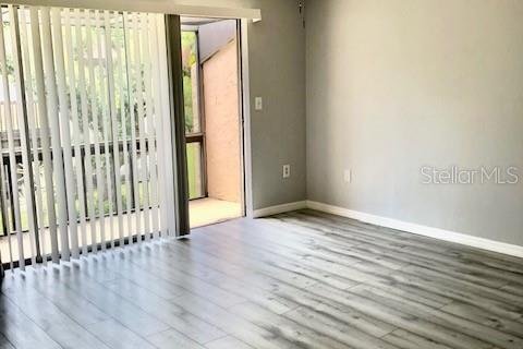 Copropriété à louer à Sarasota, Floride: 2 chambres, 89.84 m2 № 2414002 - photo 4