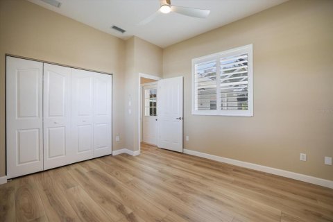 House in Venice, Florida 3 bedrooms, 196.21 sq.m. № 2200215 - photo 22