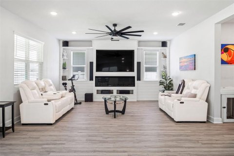 Casa en venta en DeLand, Florida, 4 dormitorios, 266.91 m2 № 1873468 - foto 6