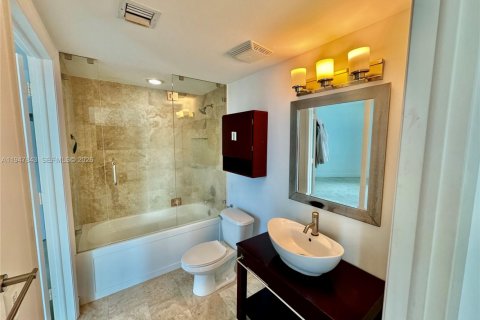 Copropriété à vendre à Miami, Floride: 1 chambre, 71.35 m2 № 2003962 - photo 6