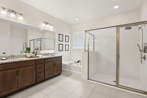 Casa en venta en Winter Garden, Florida, 4 dormitorios, 208.1 m2 № 2200430 - foto 28
