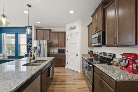 Casa en venta en Winter Garden, Florida, 4 dormitorios, 208.1 m2 № 2200430 - foto 12