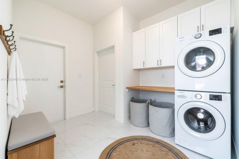 Villa ou maison à vendre à Homestead, Floride: 4 chambres № 2018923 - photo 16