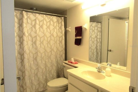 Copropriété à louer à Sarasota, Floride: 2 chambres, 99.31 m2 № 2384016 - photo 6