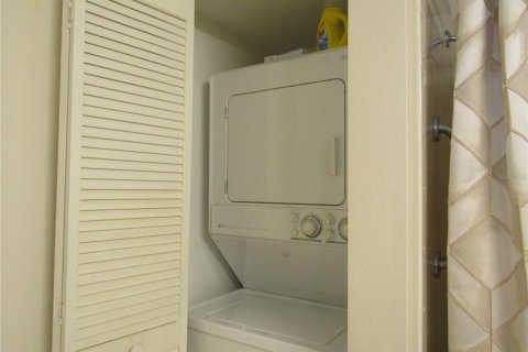 Copropriété à louer à Sarasota, Floride: 2 chambres, 99.31 m2 № 2384016 - photo 11