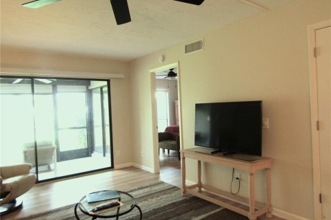 Copropriété à louer à Sarasota, Floride: 2 chambres, 99.31 m2 № 2384016 - photo 12