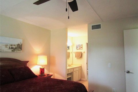 Copropriété à louer à Sarasota, Floride: 2 chambres, 99.31 m2 № 2384016 - photo 15