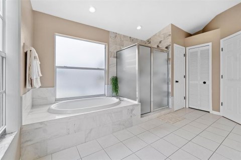 House in Lutz, Florida 4 bedrooms, 313.64 sq.m. № 1769155 - photo 29