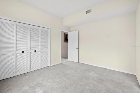House in Lutz, Florida 4 bedrooms, 313.64 sq.m. № 1769155 - photo 20