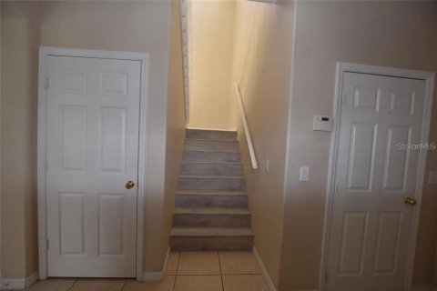 Casa en alquiler en Orlando, Florida, 4 dormitorios, 203.92 m2 № 1846330 - foto 8